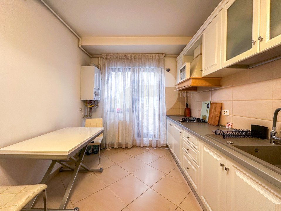 Metrou Jiului - apartament cu 3 camere și curte proprie + 2 parcări