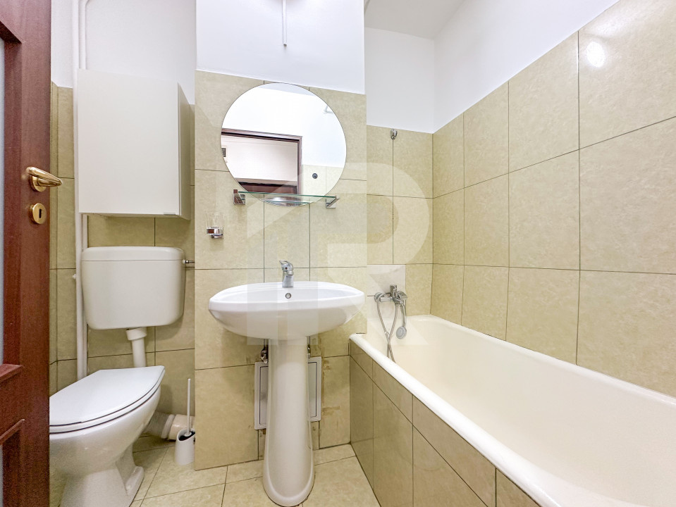 Panduri - garsonieră de vânzare, metrou Academia Militară