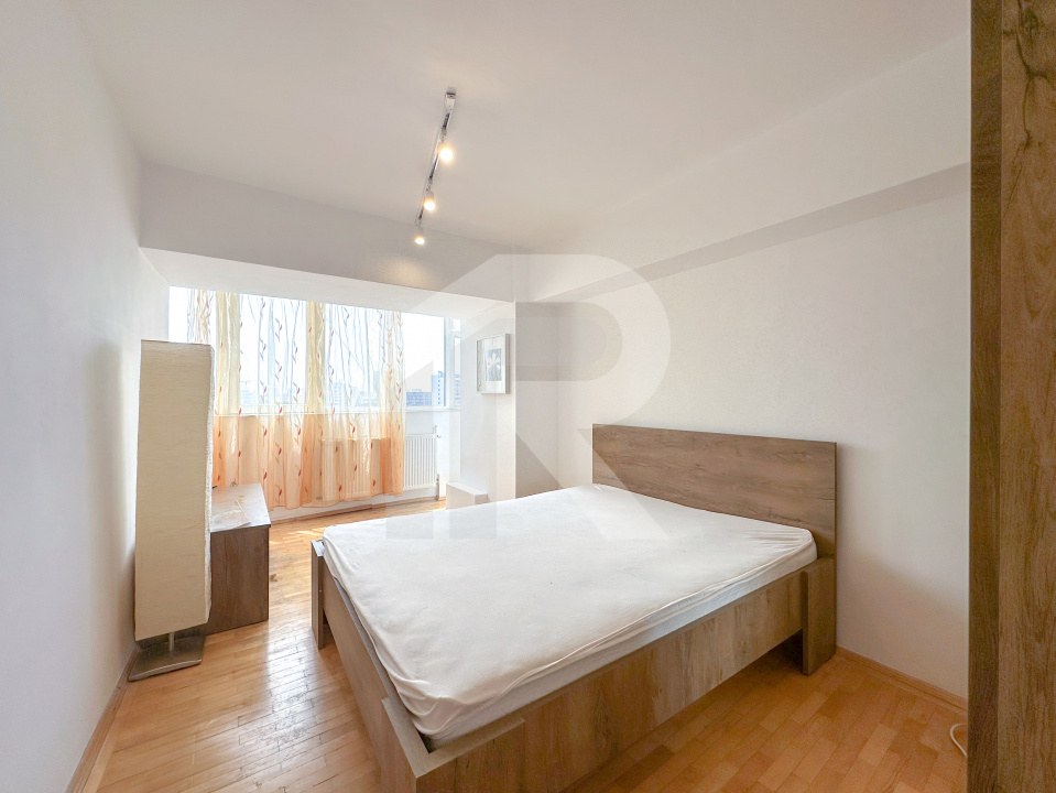 Rond Alba Iulia, apartament cu 3 camere de închiriat, pretabil firma