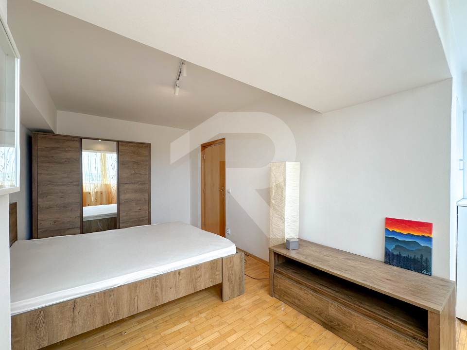 Rond Alba Iulia, apartament cu 3 camere de închiriat, pretabil firma