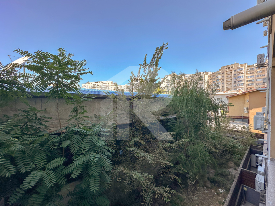 Piața Alba Iulia - garsonieră cochetă de închiriat