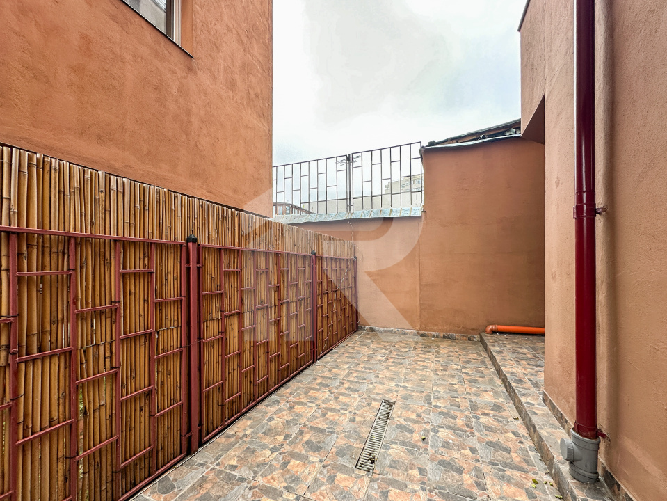 Comision 0, Obor - duplex, curte proprie - spatiu firmă/locuinta