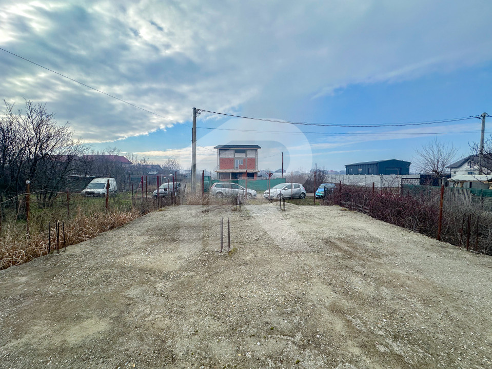 Mihăilești - teren împrejmuit 401mp, cu puț, COMISION 0