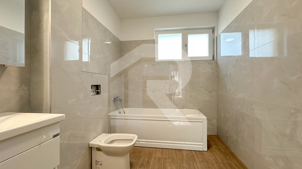 Casă cu 4 camere, TOATE utilitățile, Mamina-Vidra, COMISION 0