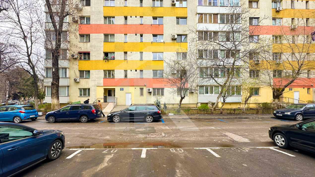 Doamna Ghica, Luntrei - garsoniera de vanzare, COMISION 0